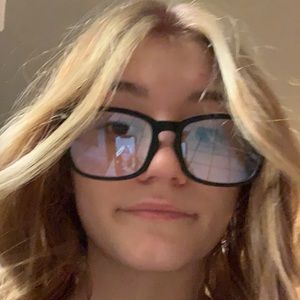 Meet your Posher, Kailey